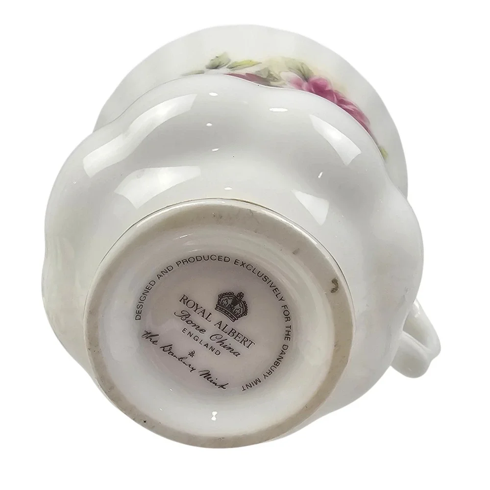 Royal Albert Bone China‎ Teacup Saucer Set Danbury Mint Pink Rose Floral England